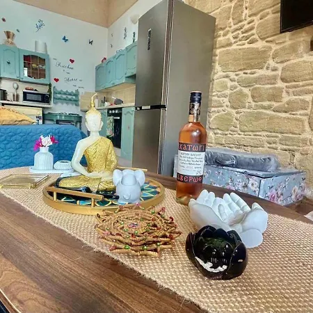Daire Malonas Stone 2 Bd House *