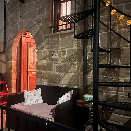 Daire Malonas Stone 2 Bd House
